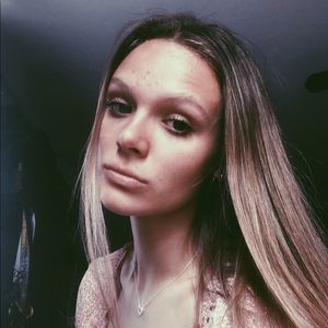 Meet your Posher, Mackenzie